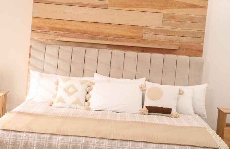 Pourquoi fabriquer une tête de lit en bois soi-même ?-Polville Habitat