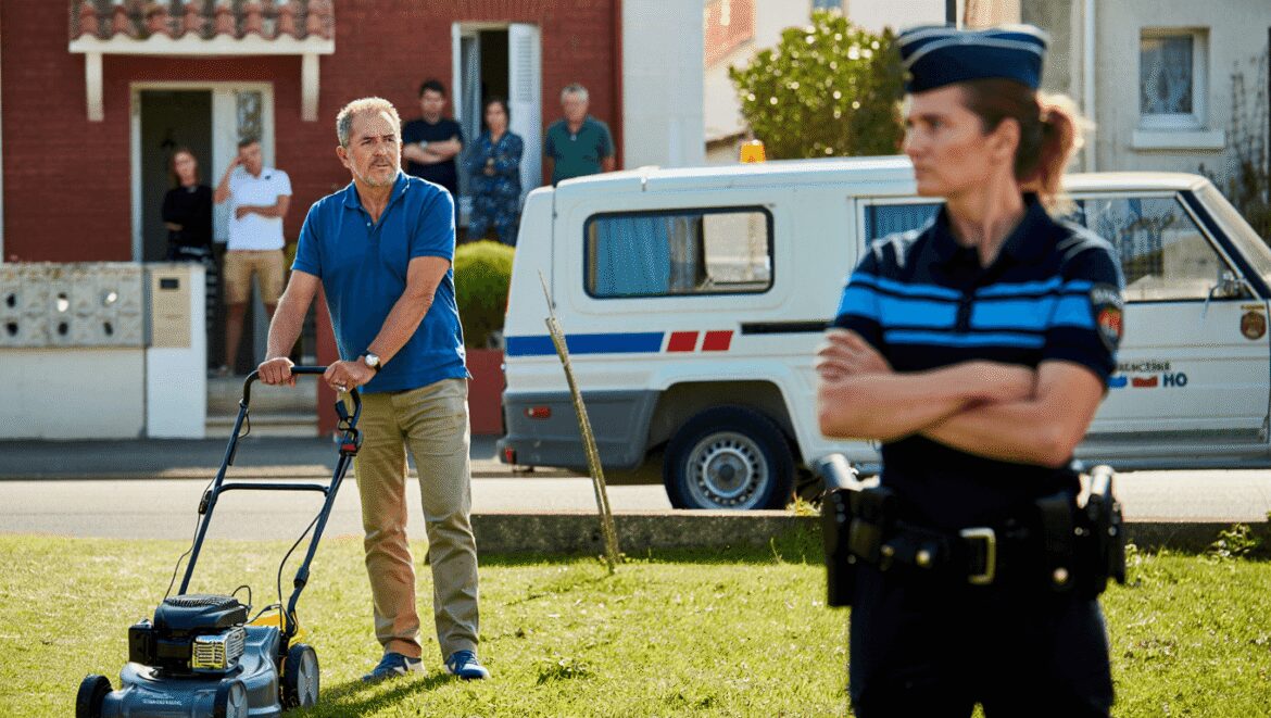 Tondre sa pelouse un jour férié : ne pas
respecter ces horaires peut vous coûter une amende salée