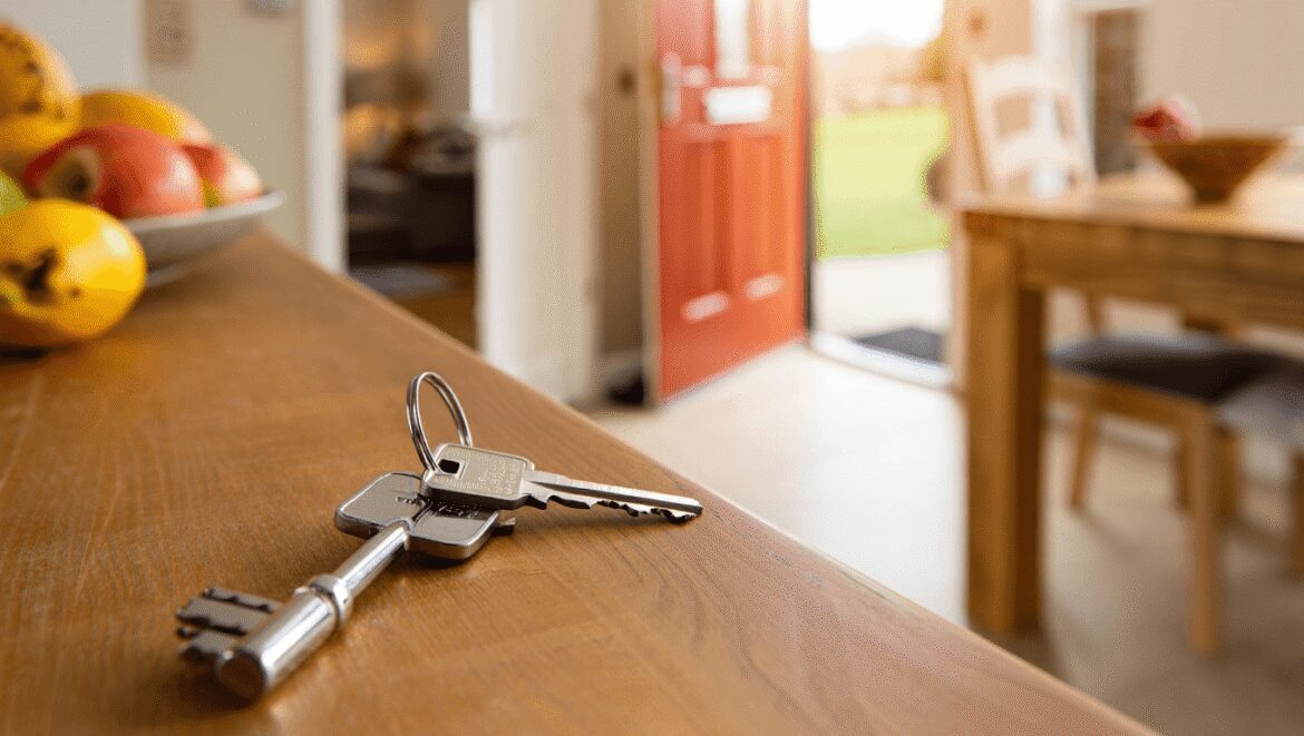 Long week-end : ne faites jamais ce geste avant
de partir en vacances, c’est la 1ère chose que vérifient les
cambrioleurs